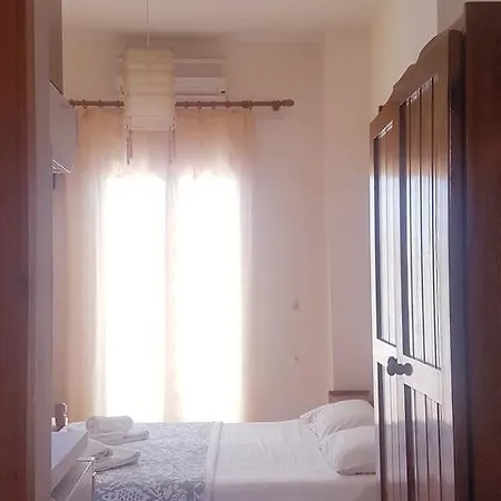 Arianna * Paleokastritsa